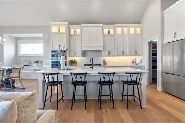 $950,000 | 2456 176th Street, Overland Park, KS 66085