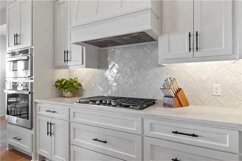 $950,000 | 2456 176th Street, Overland Park, KS 66085