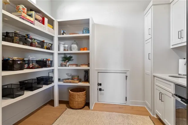 $950,000 | 2456 176th Street, Overland Park, KS 66085