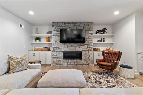 $950,000 | 2456 176th Street, Overland Park, KS 66085