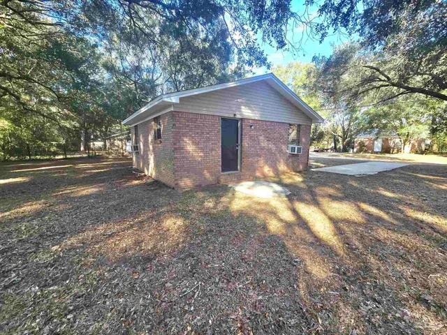 $1,050 | 1731 Knight Drive, Pensacola, FL 32505
