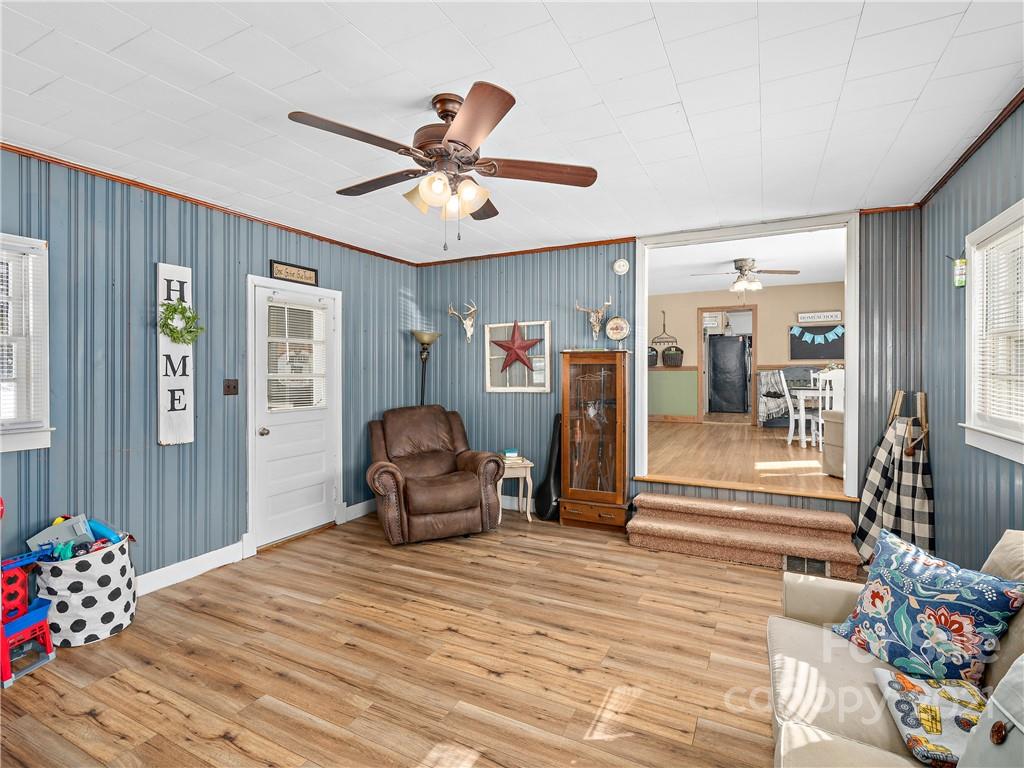 320 Mill Spring Road Burnsville, NC 28714 - Photo 13 of 27 Gallery Image 13