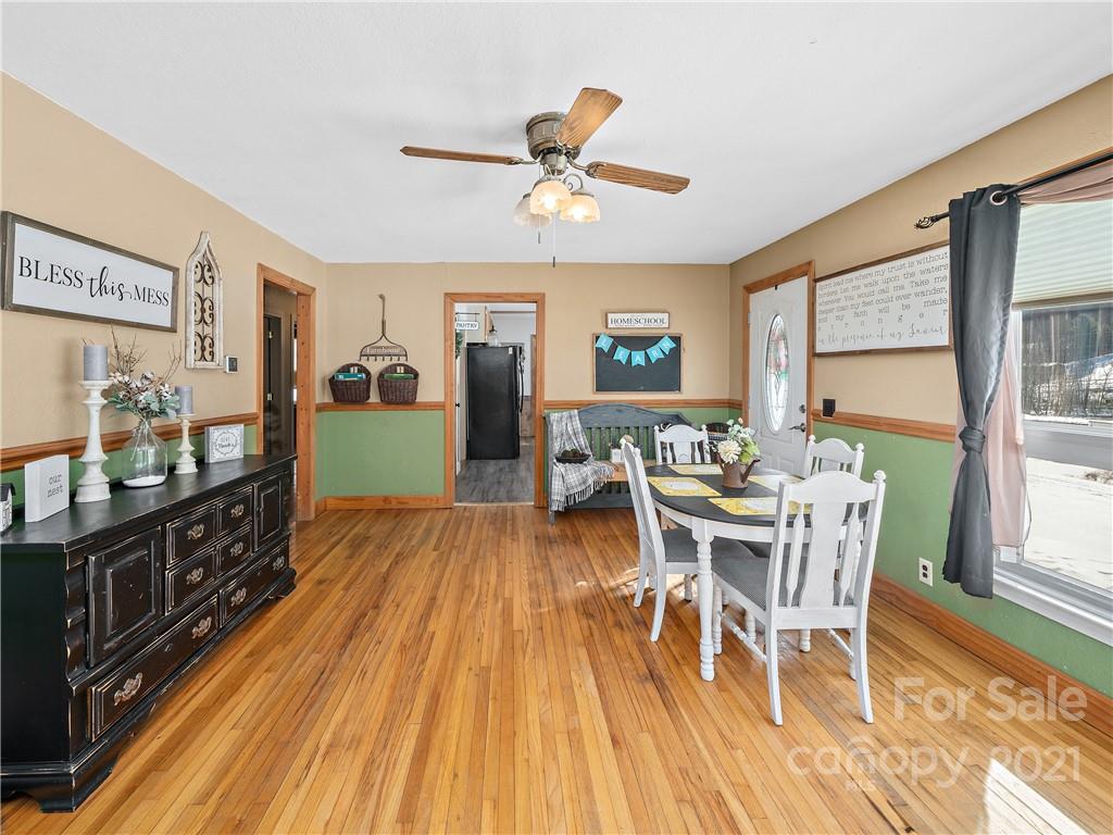 320 Mill Spring Road Burnsville, NC 28714 - Photo 14 of 27 Gallery Image 14