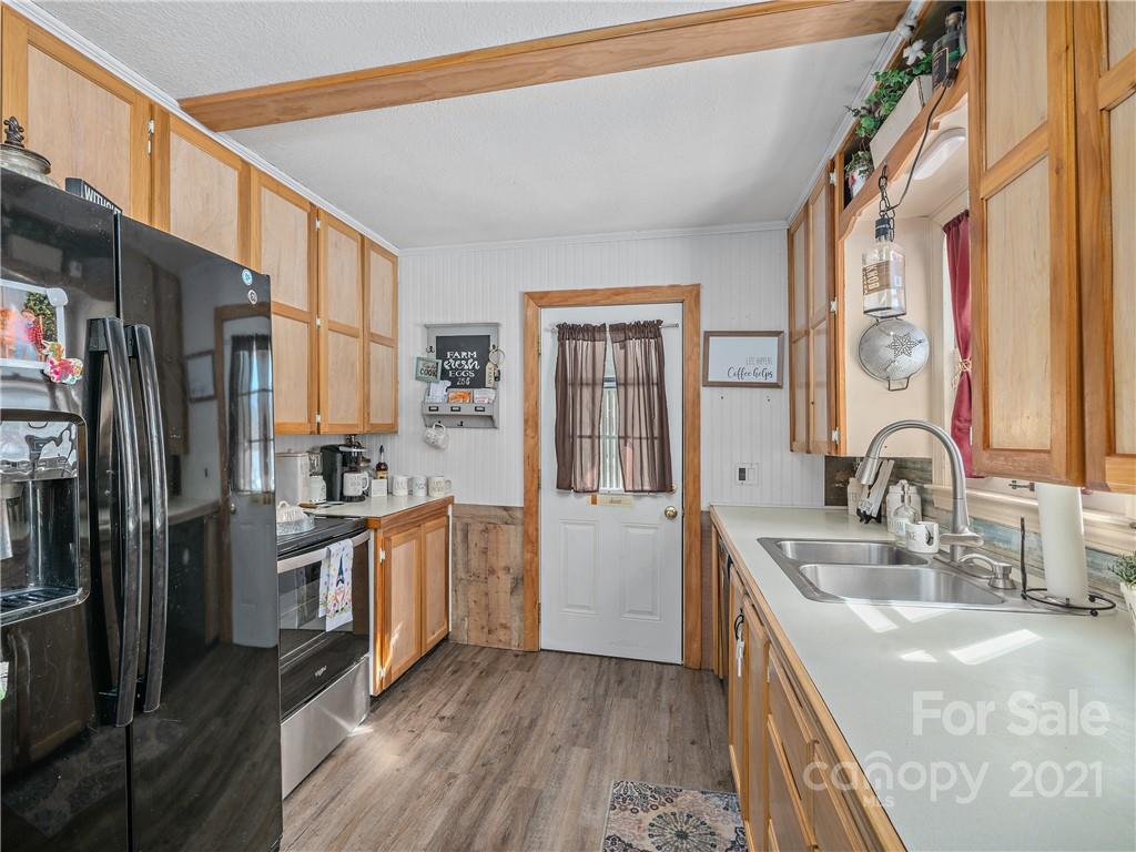 320 Mill Spring Road Burnsville, NC 28714 - Photo 16 of 27 Gallery Image 16