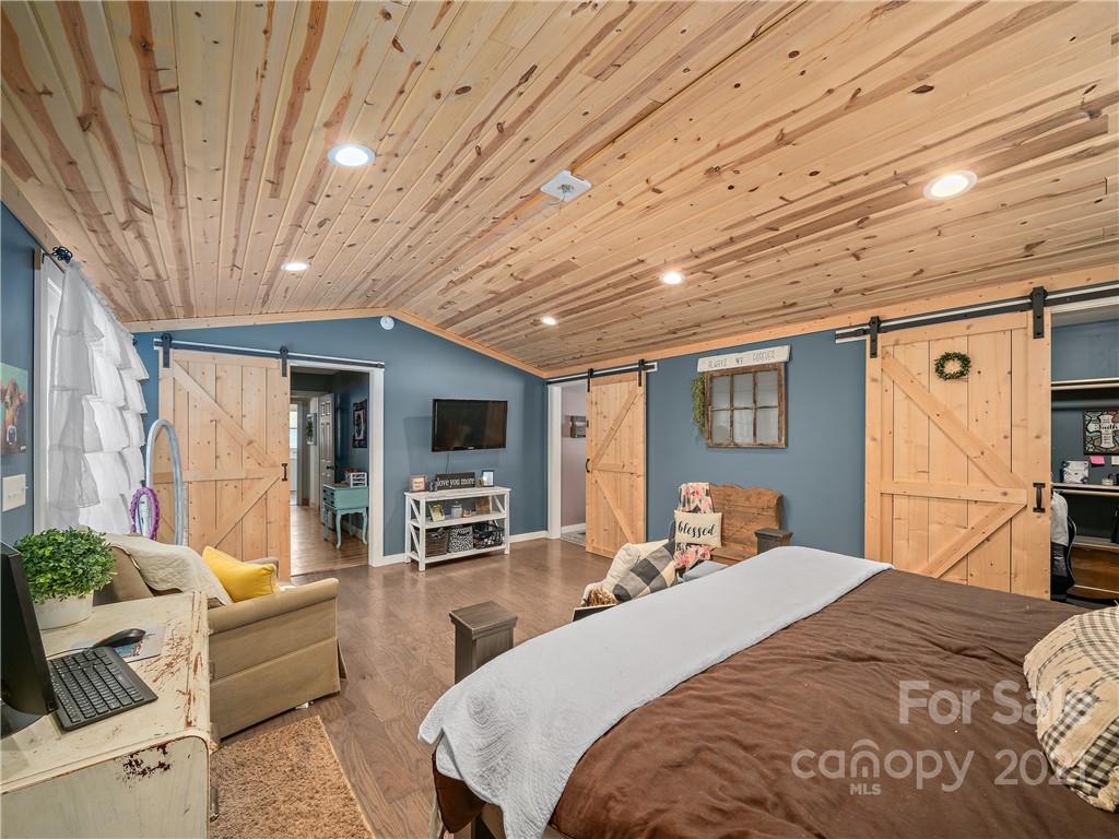 320 Mill Spring Road Burnsville, NC 28714 - Photo 20 of 27 Gallery Image 20
