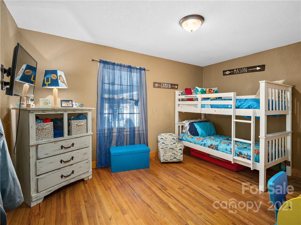 320 Mill Spring Road Burnsville, NC 28714 - Photo 26 of 27 Gallery Image 26