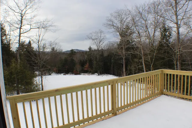 $839,900 | 27 Tyler Avenue, Manchester, NH 03103