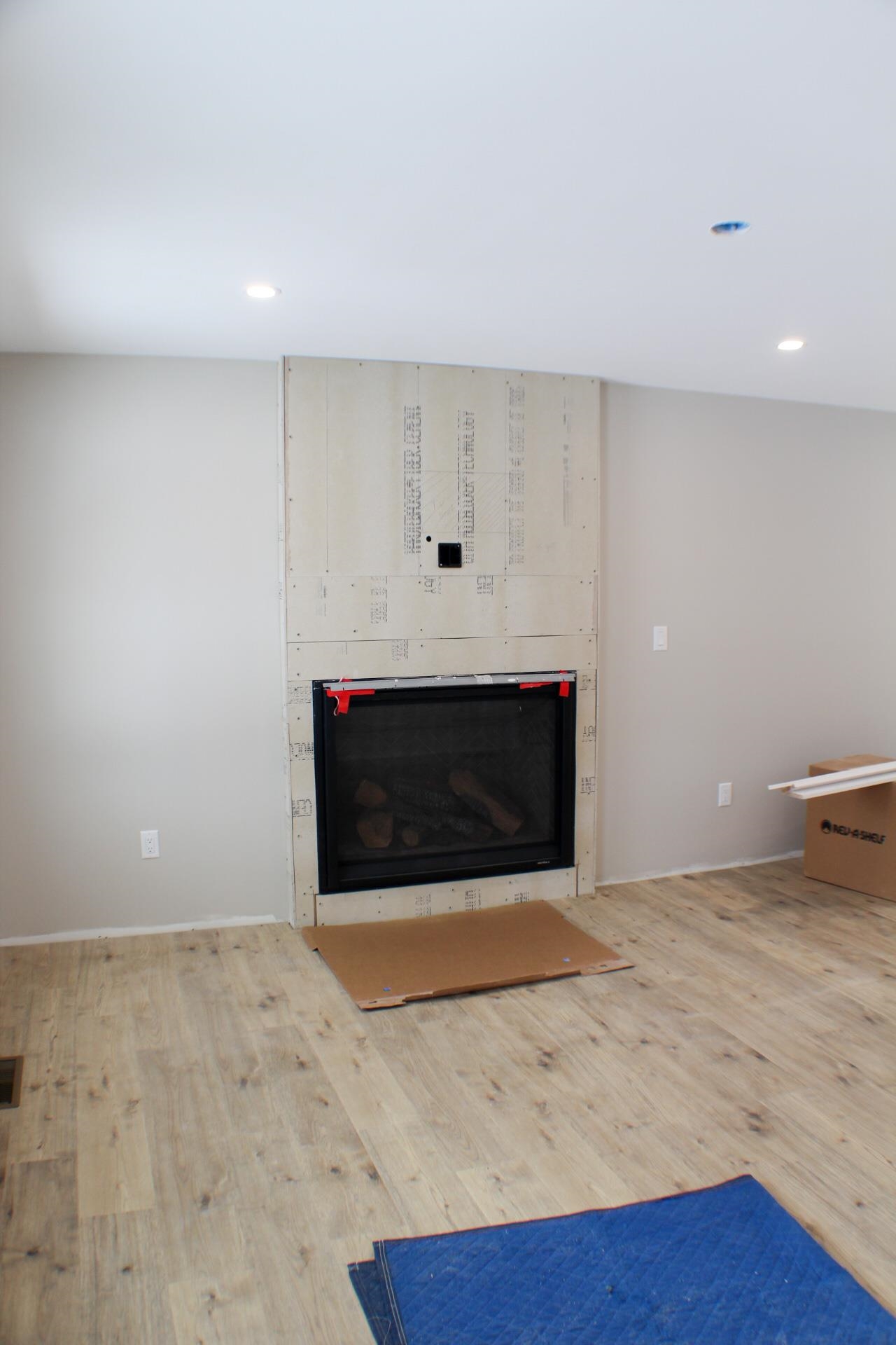 27 Tyler Avenue Manchester, NH 03103 - Photo 7 of 18