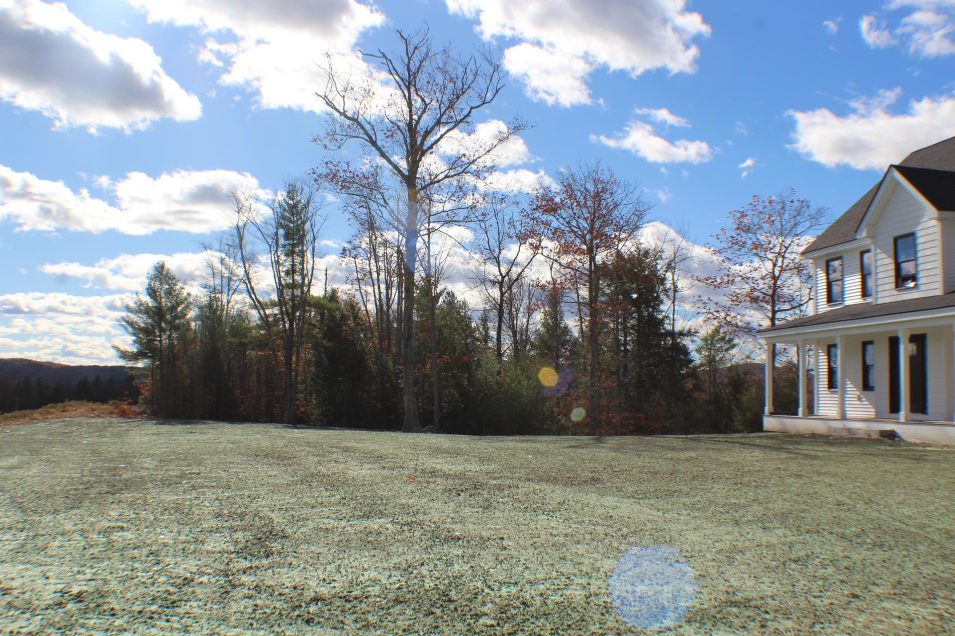 27 Tyler Avenue Manchester, NH 03103 - Photo 7 of 16