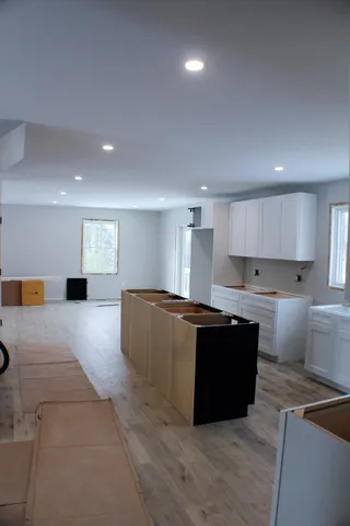 $839,900 | 27 Tyler Avenue, Manchester, NH 03103