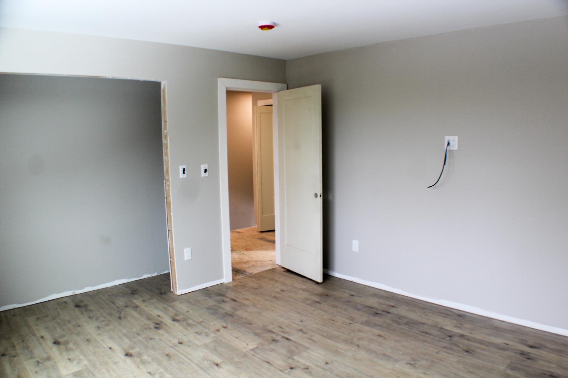 27 Tyler Avenue Manchester, NH 03103 - Photo 9 of 18