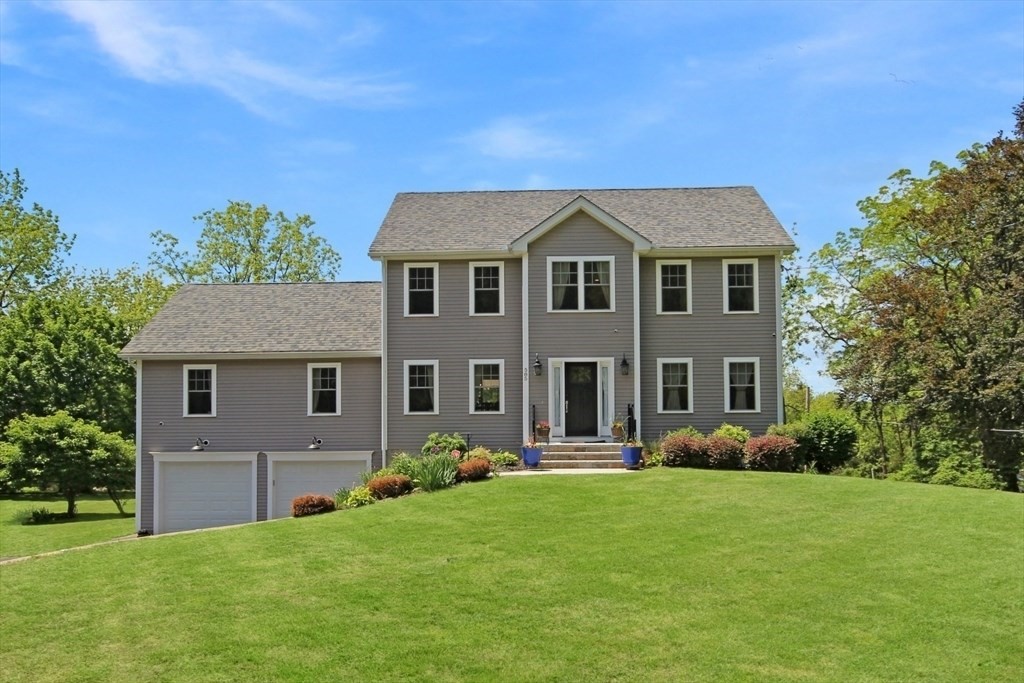 585 Chestnut Street Ashland, MA 01721 - Photo 1 of 1 Gallery Image 1