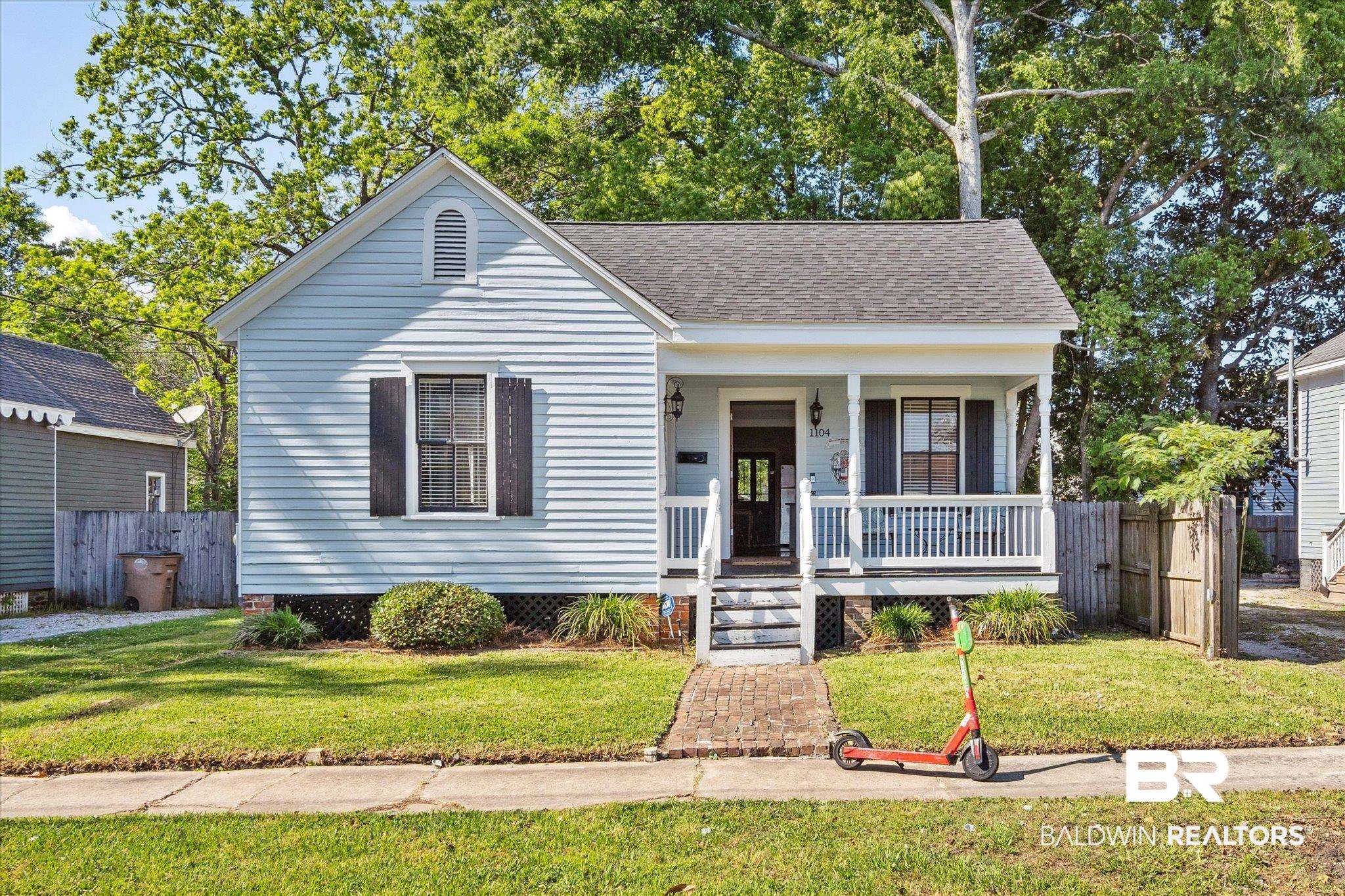 1104 Old Shell Road Mobile, AL 36604 - Photo 1 of 20