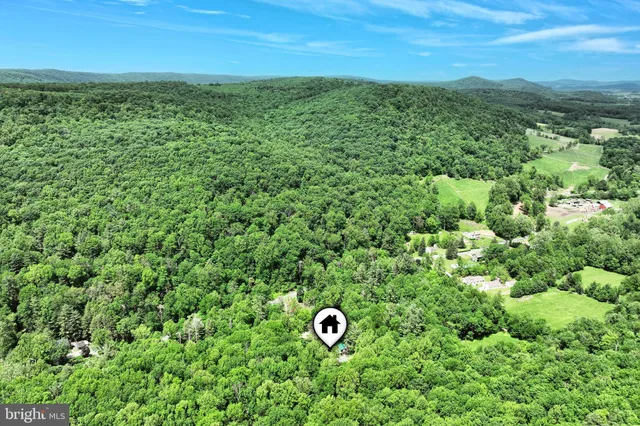 $585,000 | 60 Fernwood Lane, Fairfield, PA 17320