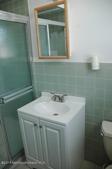 83 St Peters Place, Unit 2 Keyport, NJ 07735 - Photo 8 of 11 DSC_0013