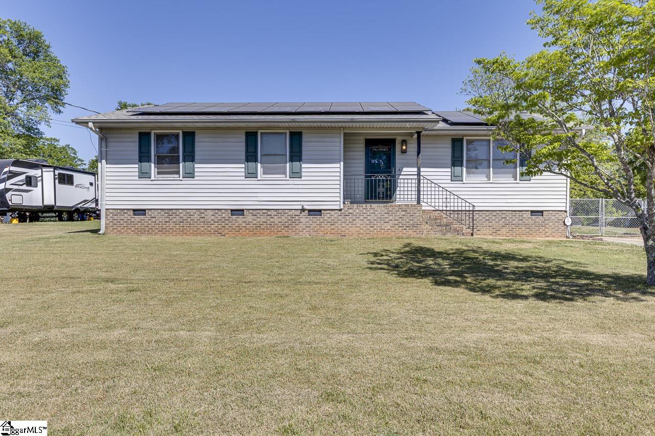 2 Wilson Avenue Liberty, SC 29657 - Photo 1 of 40