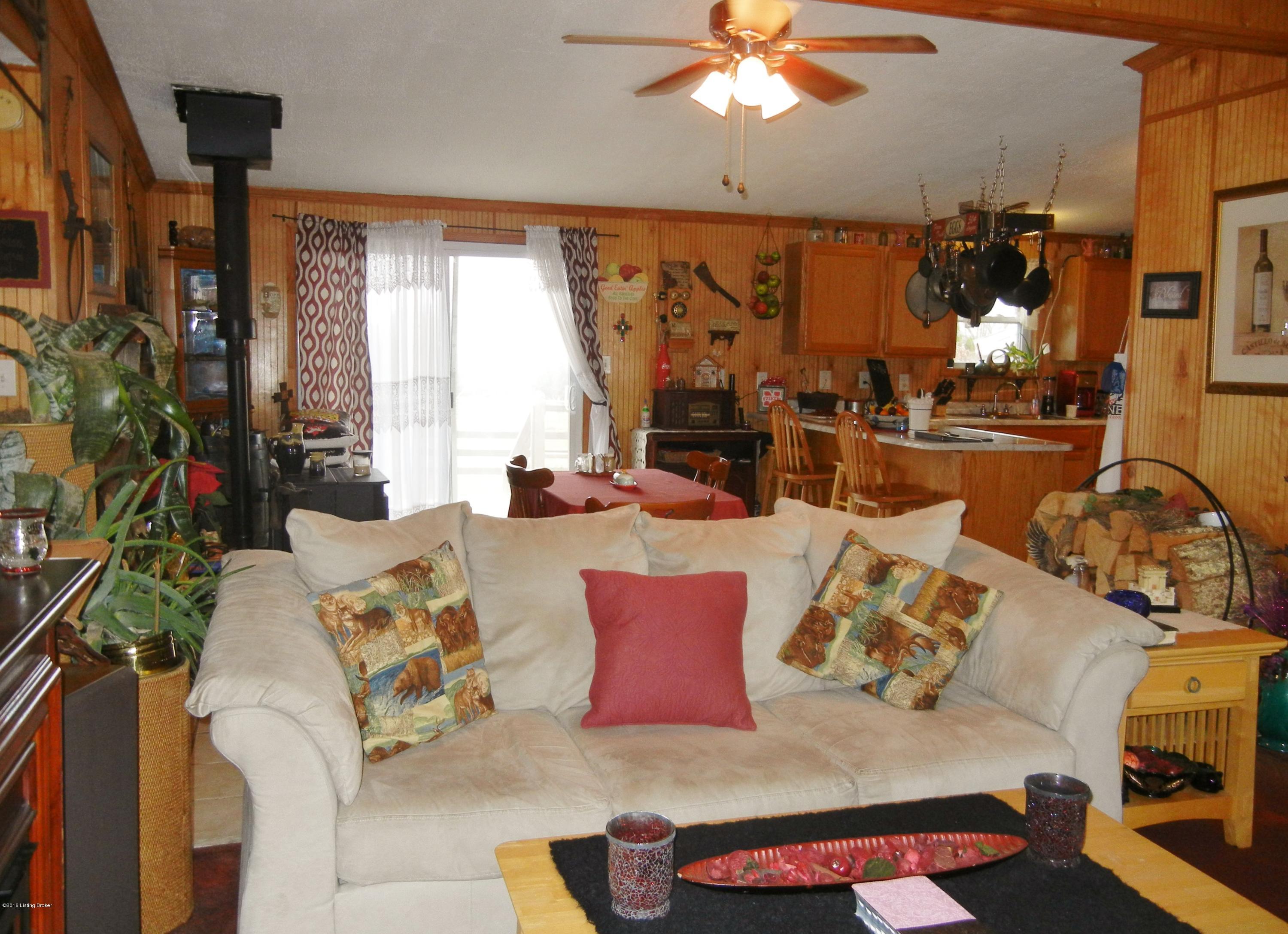 9884 Maddox Ridge Road Turners Station, KY 40075 - Photo 3 of 44 2016-12-07 14.12.36