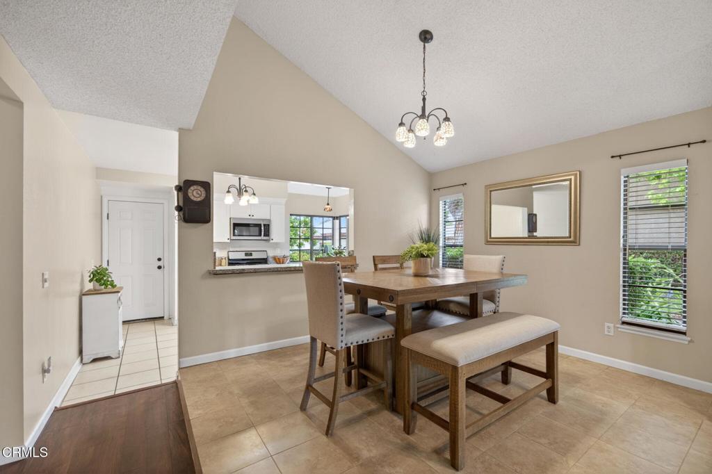 3720 Via Pacifica Walk Oxnard, CA 93035 - Photo 9 of 37 10-web-or-mls-Upmarket Media-3720ViaP044