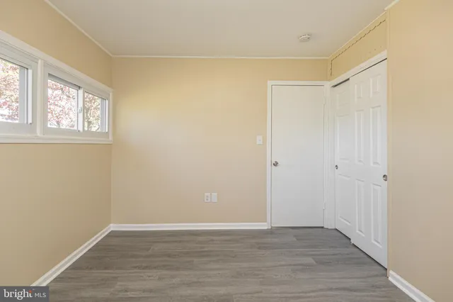 $466,500 | 20 Serpentine Lane, Levittown, PA 19055