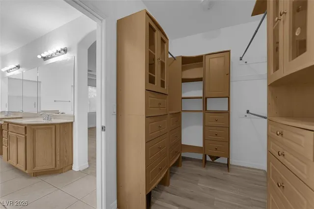 $2,845 | 914 Armandito Drive, Las Vegas, NV 89138