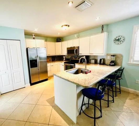 $3,350 | 2 Bonefish Avenue, Key Largo, FL 33037