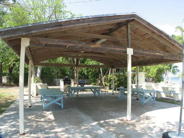 $3,000 | 2 Bonefish Avenue, Key Largo, FL 33037