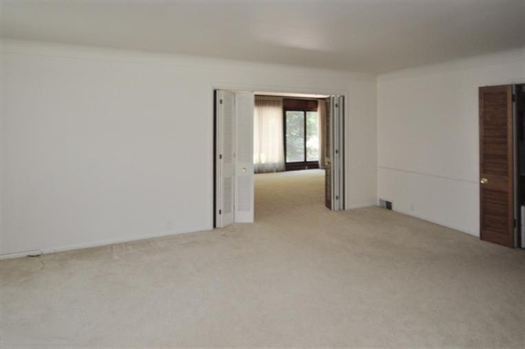 1326 Lama Road Kalamazoo, MI 49008 - Photo 3 of 20 Additional Photo