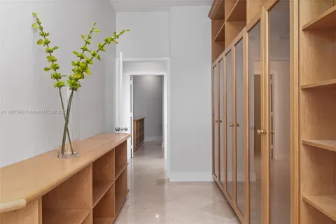 $5,495,000 | 808 Brickell Key Drive, Unit 3901, Miami, FL 33131