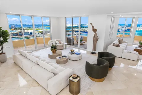 $5,495,000 | 808 Brickell Key Drive, Unit 3901, Miami, FL 33131