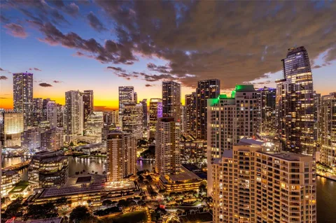 $5,495,000 | 808 Brickell Key Drive, Unit 3901, Miami, FL 33131