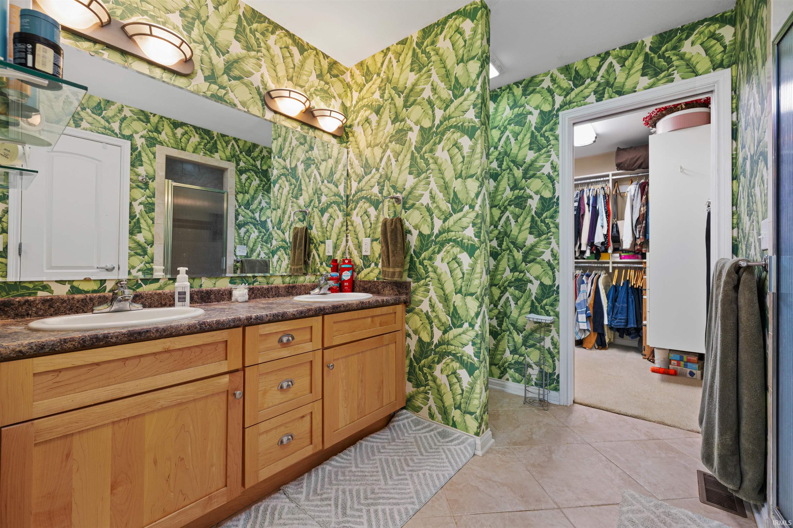 1711 Oakville Road Fort Wayne, IN 46818 - Photo 17 of 36 Gallery Image 17