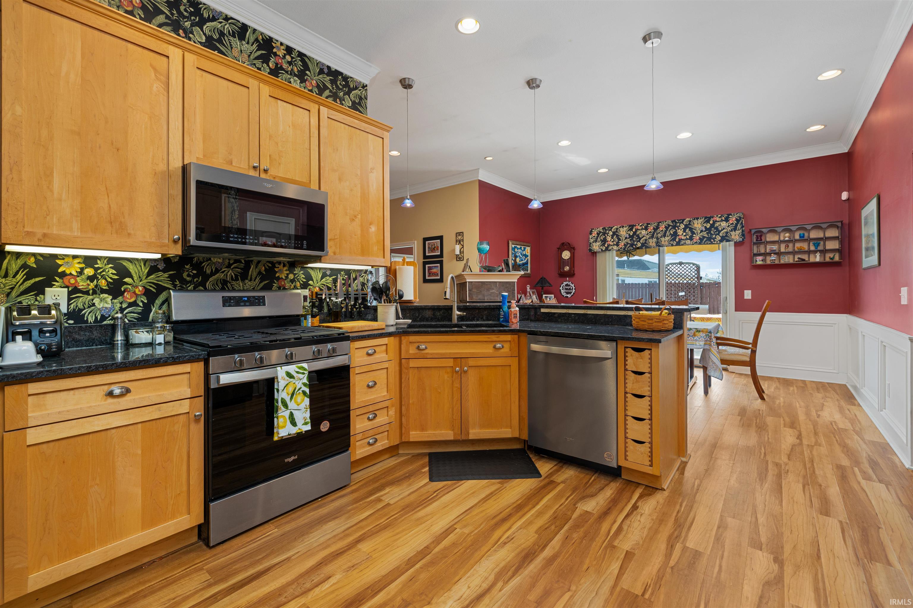1711 Oakville Road Fort Wayne, IN 46818 - Photo 6 of 36 Gallery Image 6