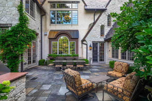 $3,399,999 | 21 Forest Avenue, Naperville, IL 60540