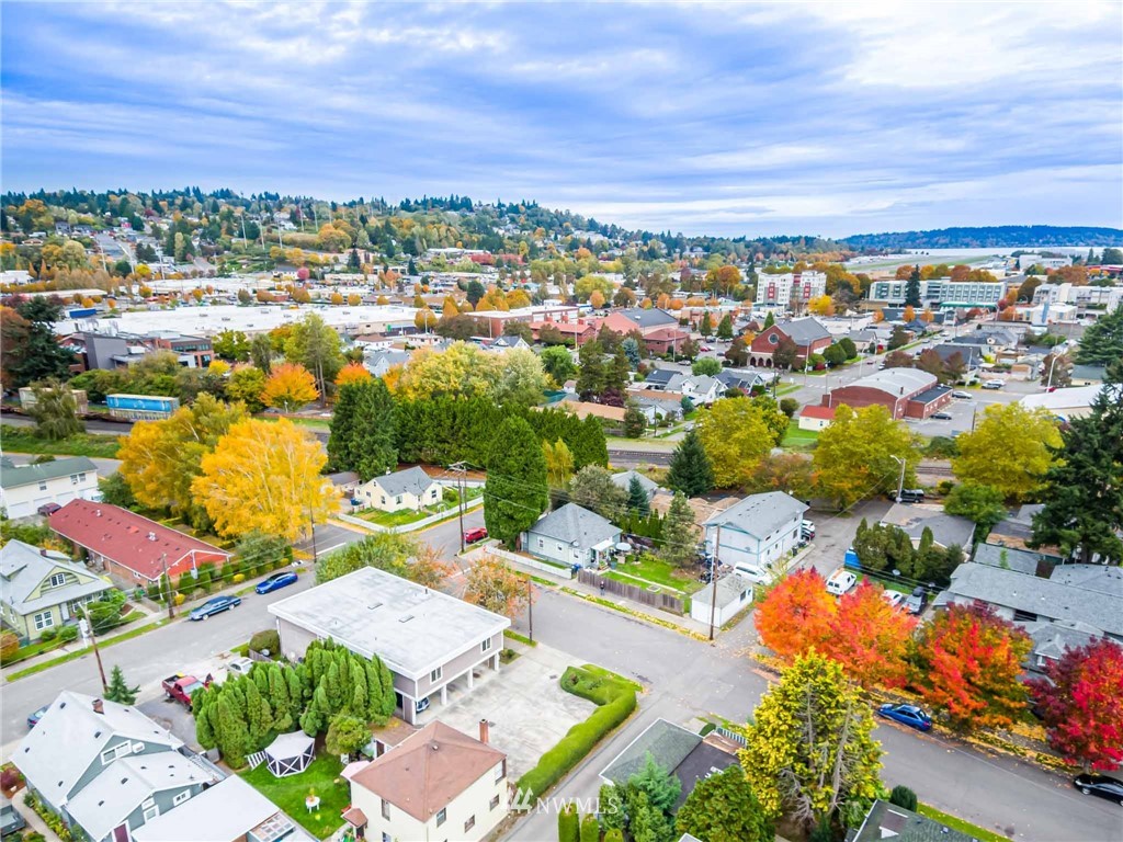 501 South 5th Street Renton, WA 98057 - Photo 3 of 7 an aerial view of residential houses with outdoor space