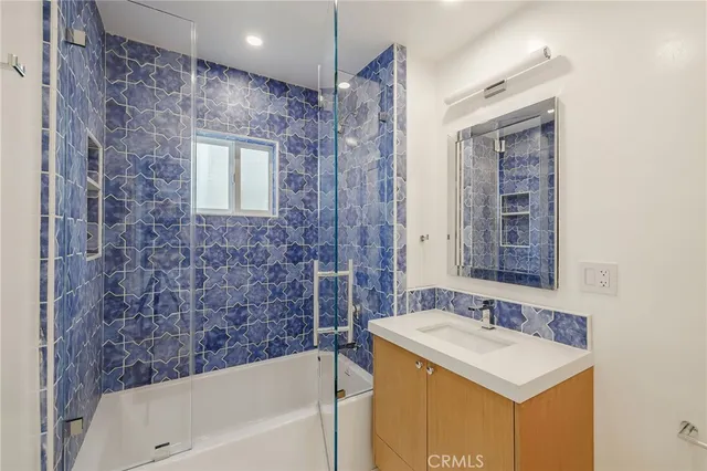 $13,800 | 500 Manhattan Avenue, Hermosa Beach, CA 90254