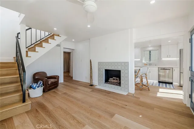 $13,800 | 500 Manhattan Avenue, Hermosa Beach, CA 90254