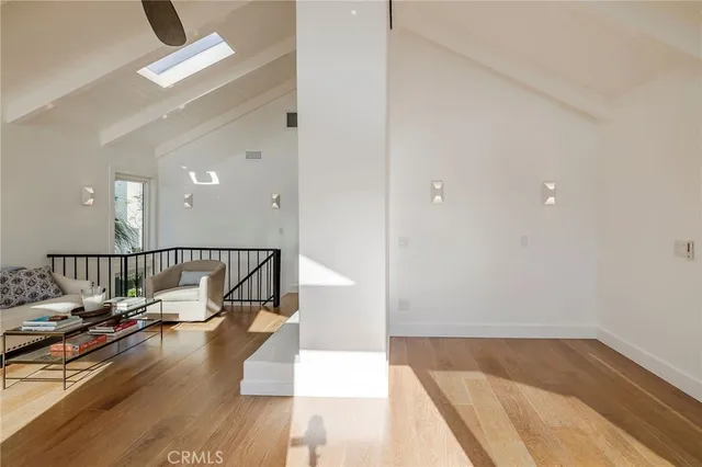 $13,800 | 500 Manhattan Avenue, Hermosa Beach, CA 90254