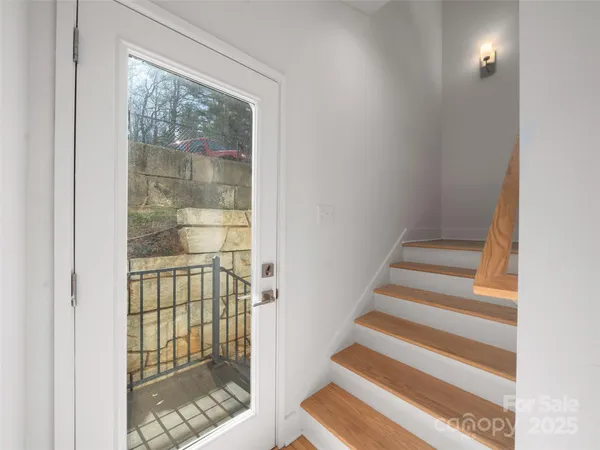 a view of entryway