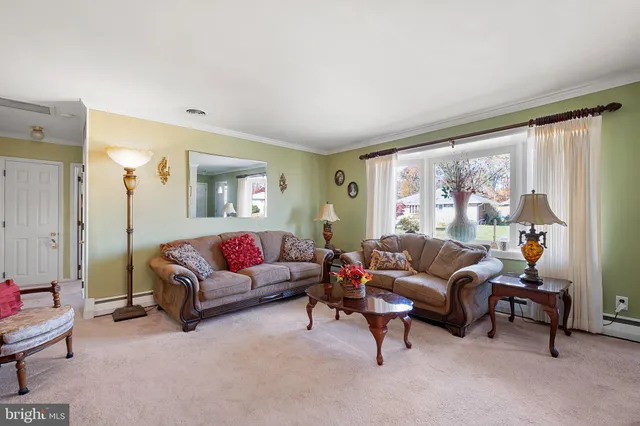 $429,900 | 2124 Wrexham Road, Wilmington, DE 19810