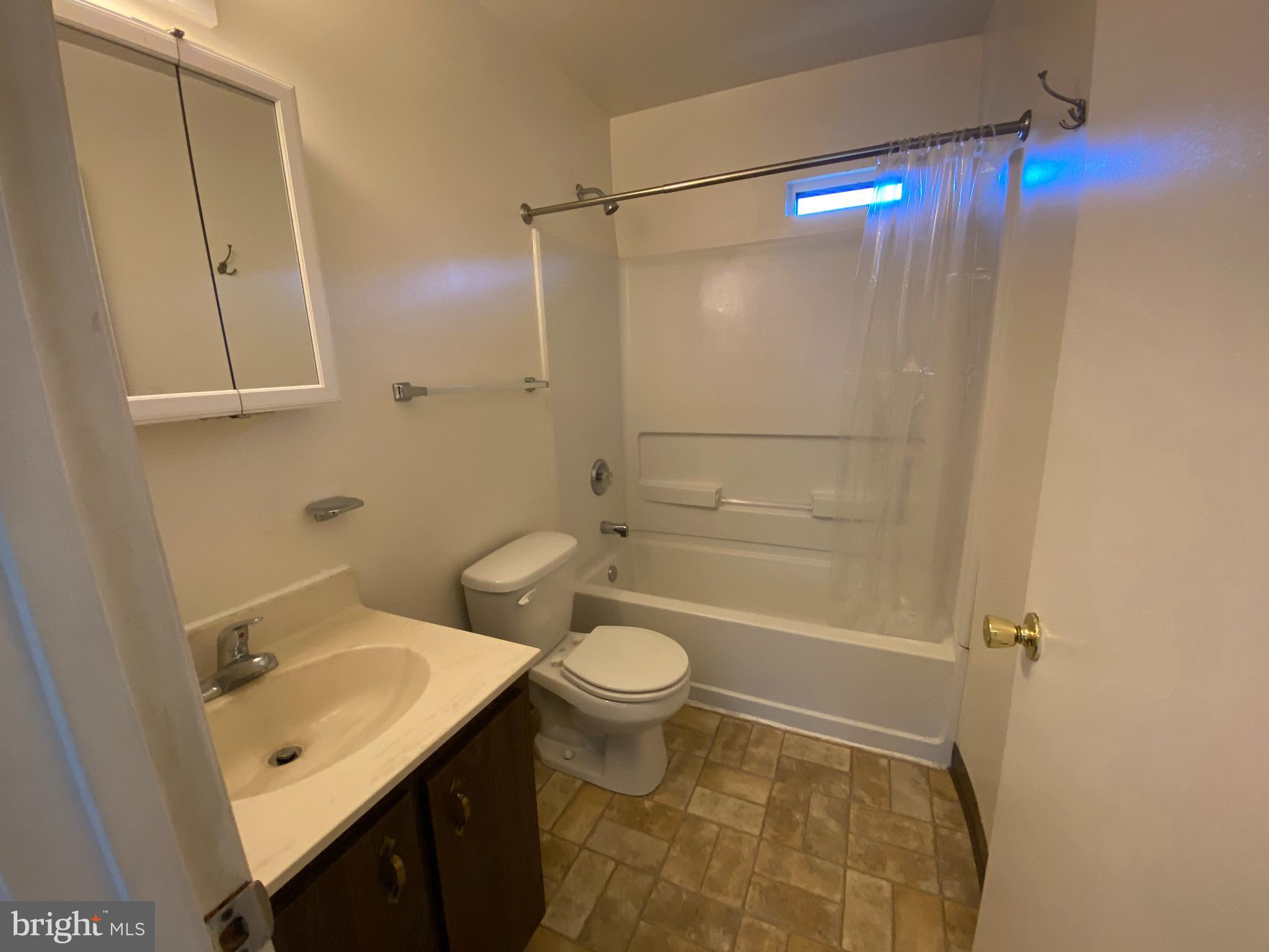 2493 Old Washington Road Waldorf, MD 20601 - Photo 4 of 13 Bathroom