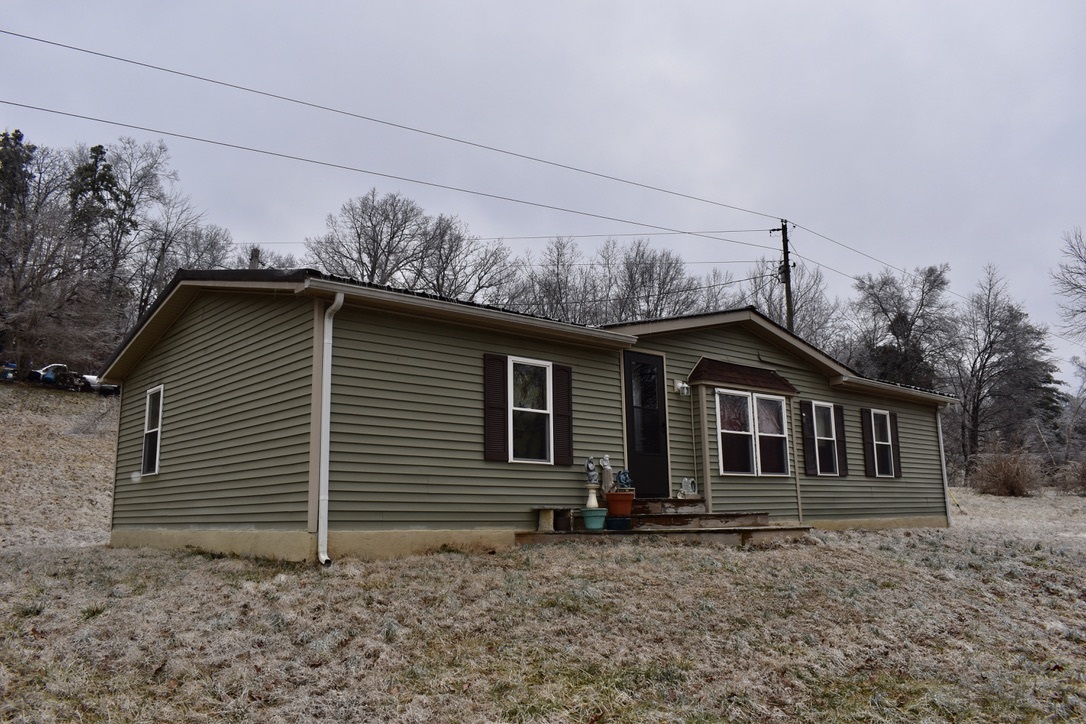 5505 Accent Road Tell City, IN 47586 - Photo 2 of 19
