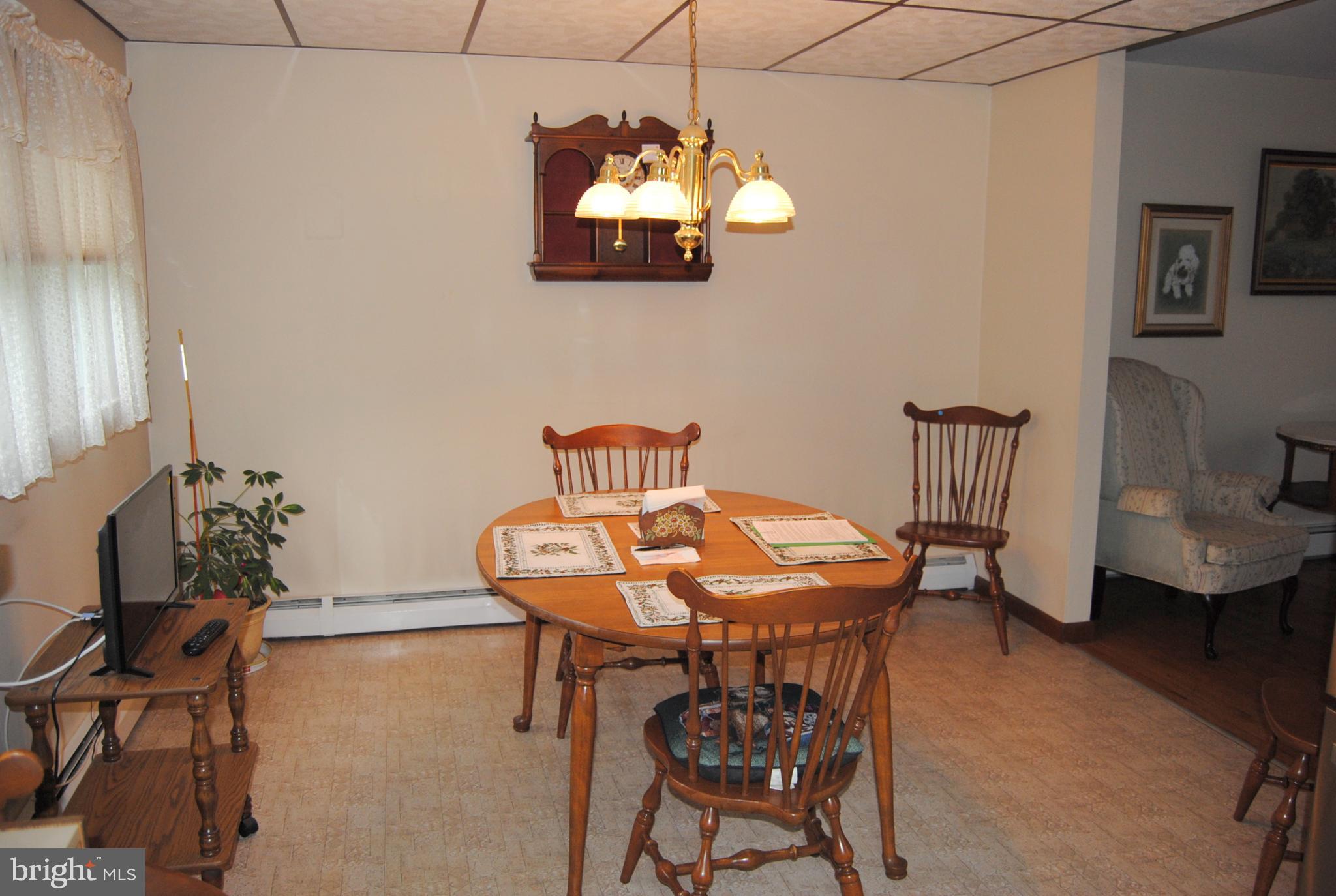 5 Cardinal Road Southampton, PA 18966 - Photo 10 of 39 Gallery Image 10