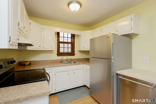 $2,950 | 380 Newtown Turnpike, Redding, CT 06896