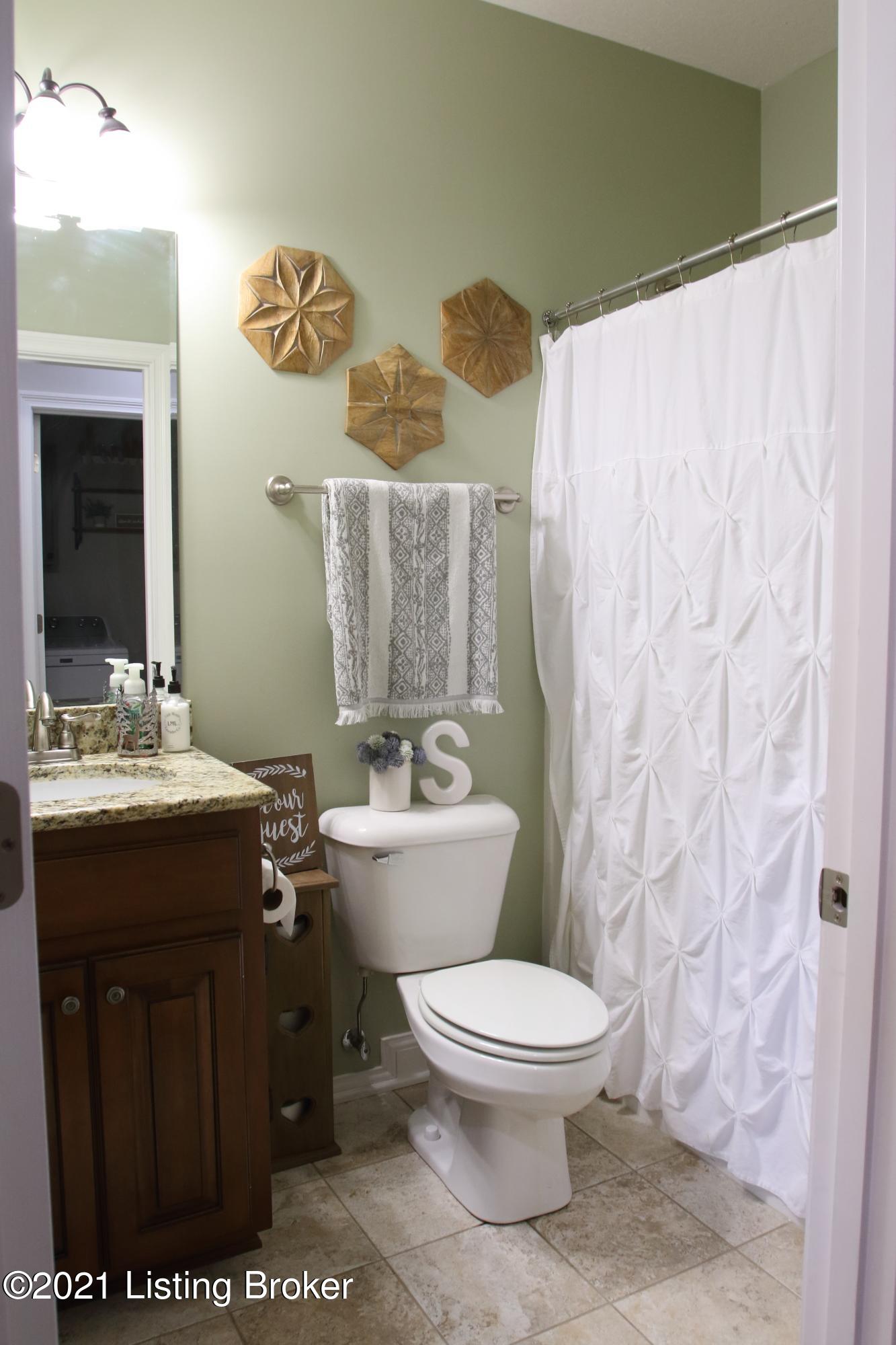 901 Brashears Point Road Taylorsville, KY 40071 - Photo 26 of 61 Full Bath