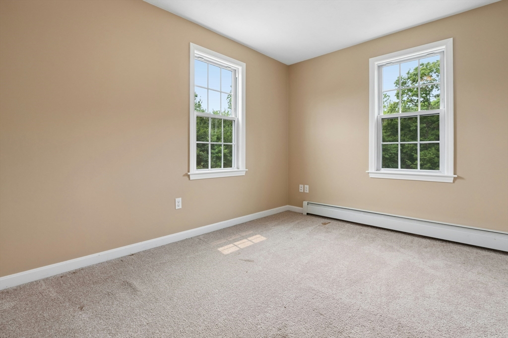 15 Patriot Lane Rutland, MA 01543 - Photo 27 of 41