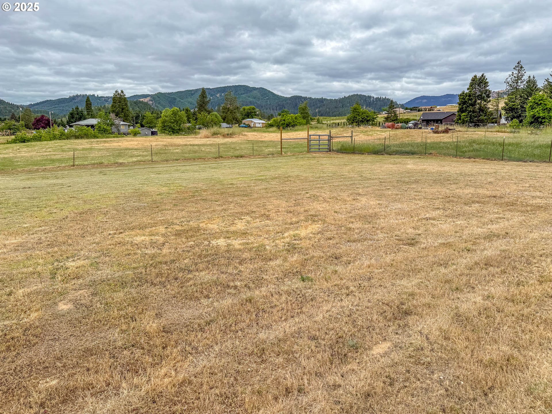 251 Reston Road Roseburg, OR 97471 - Photo 28 of 38 Gallery Image 28