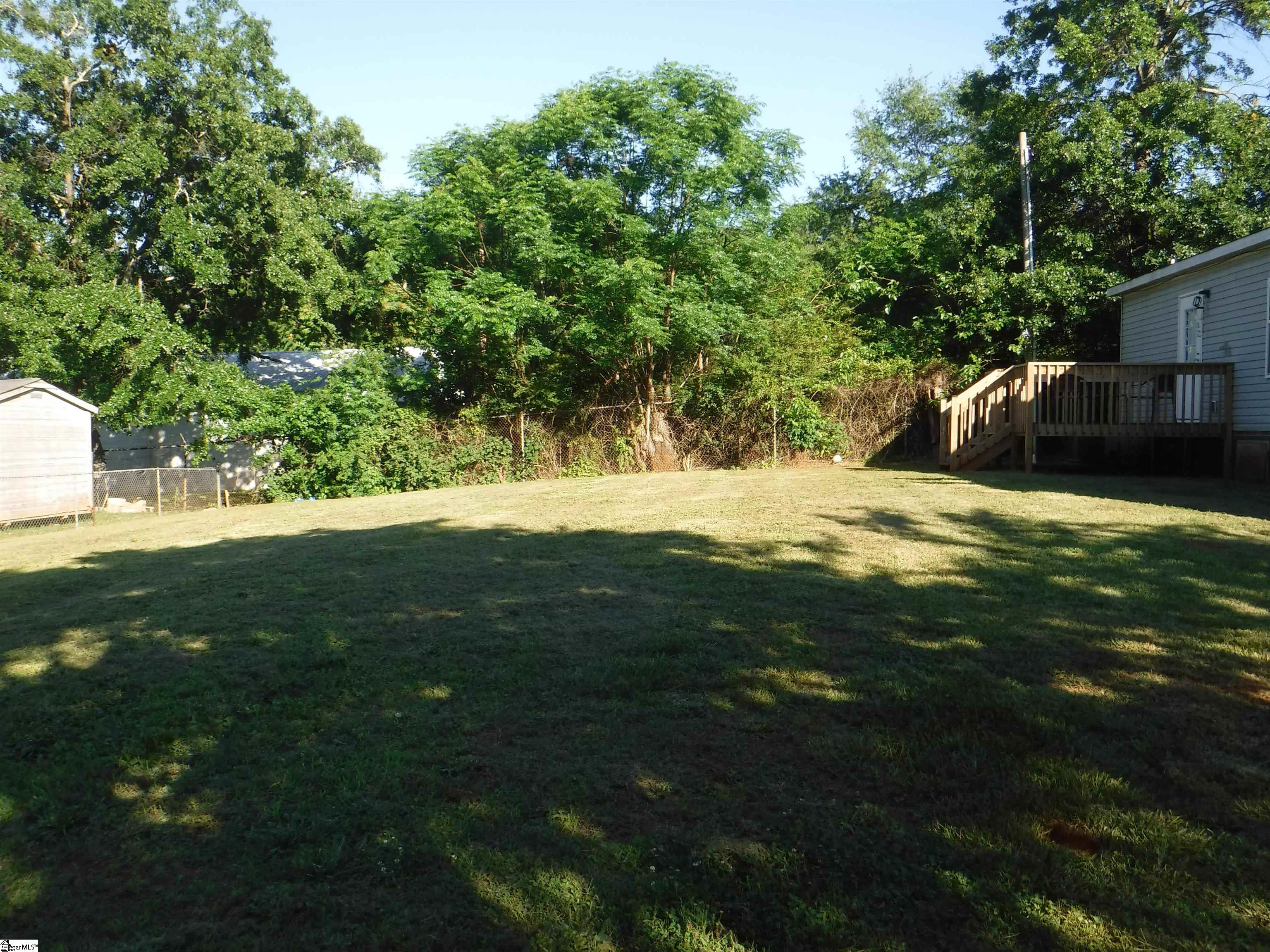 175 Madison Avenue Wellford, SC 29365 - Photo 23 of 26