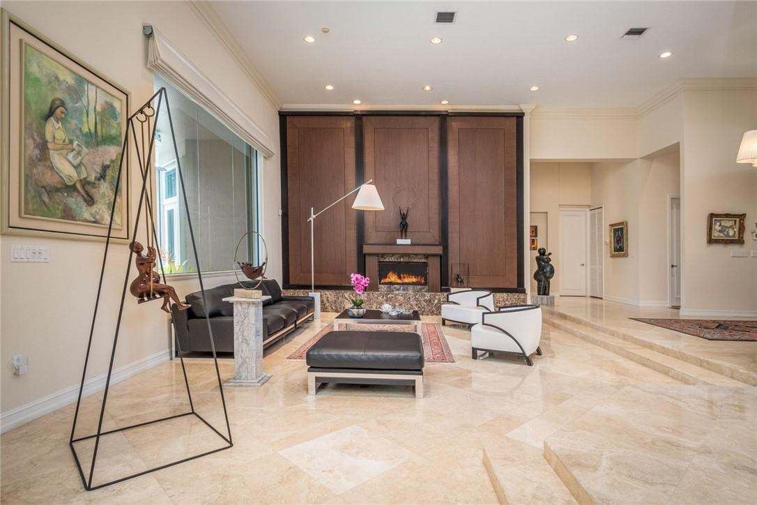 3620 Paddock Road Weston, FL 33331 - Photo 6 of 51 a living room with furniture