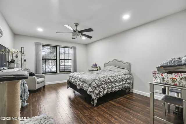 $300,000 | 402 Daisy Court, Jackson, NJ 08527