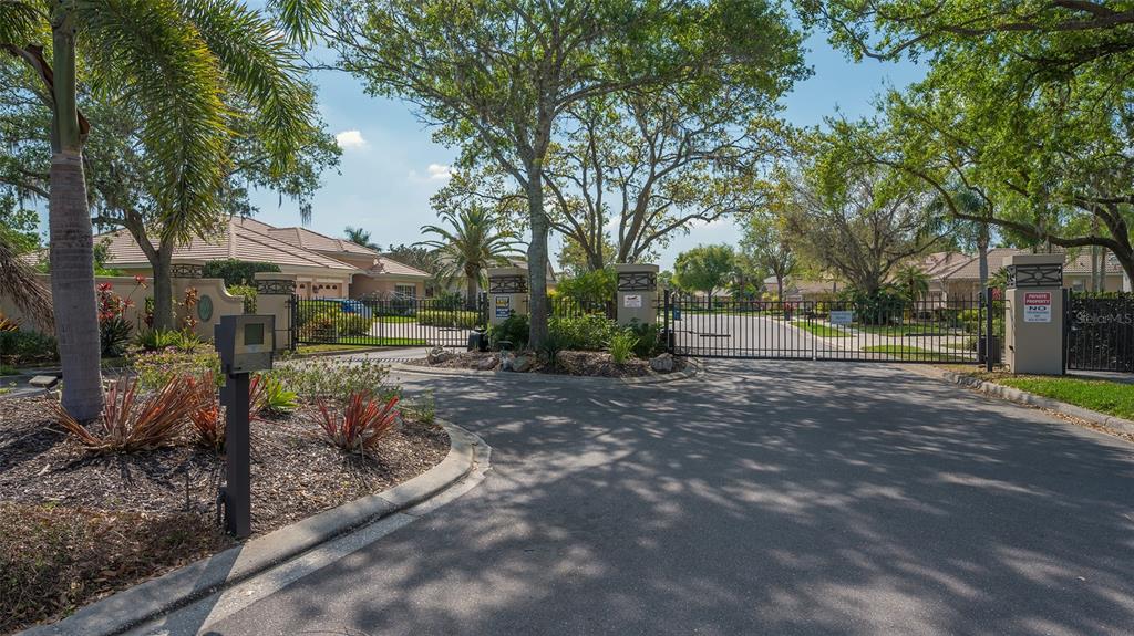 4855 Carrington Circle Sarasota, FL 34243 - Photo 51 of 58 a view of a park with tree s